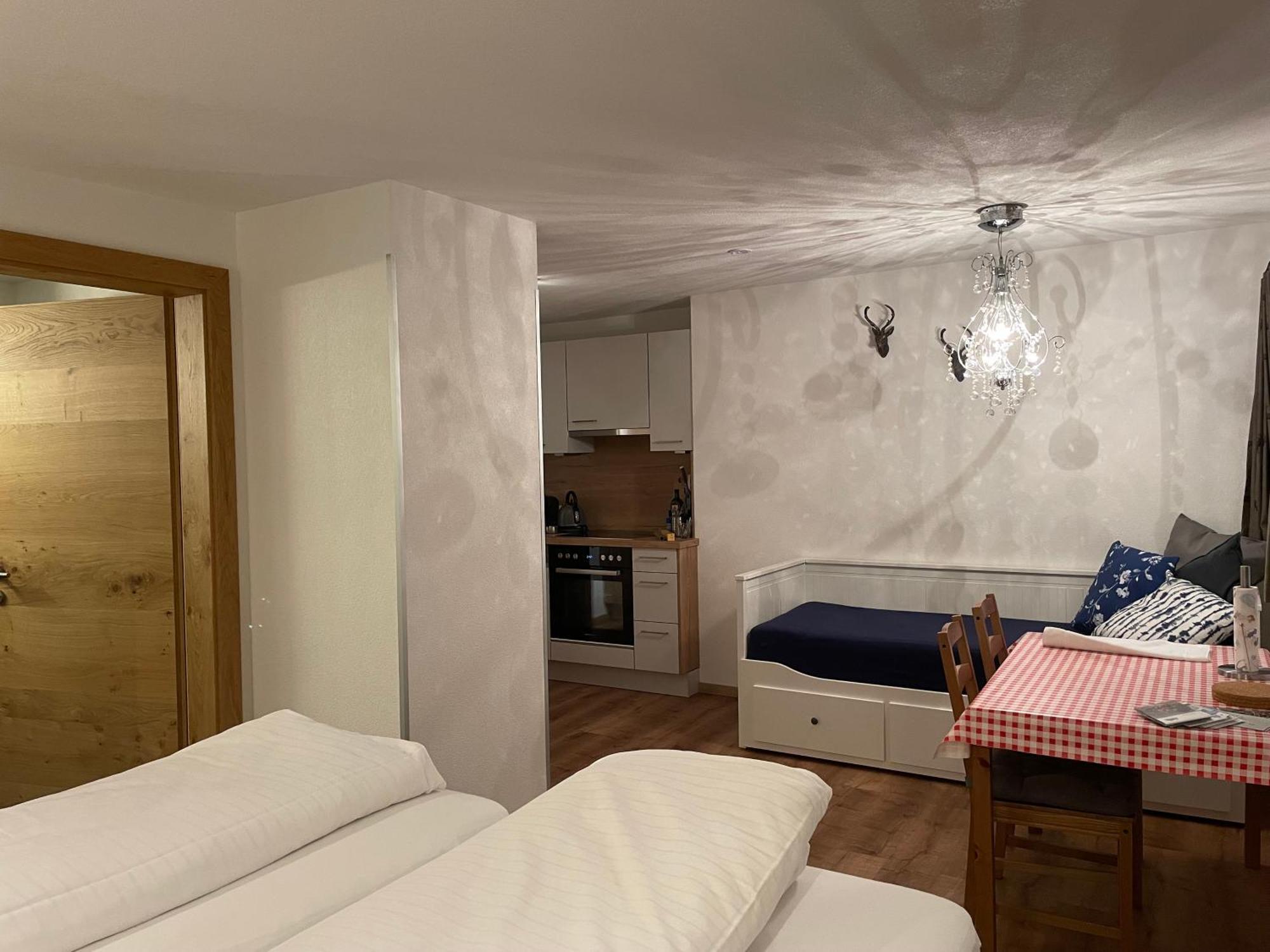 Appartments Krone Bichlbach Oda fotoğraf