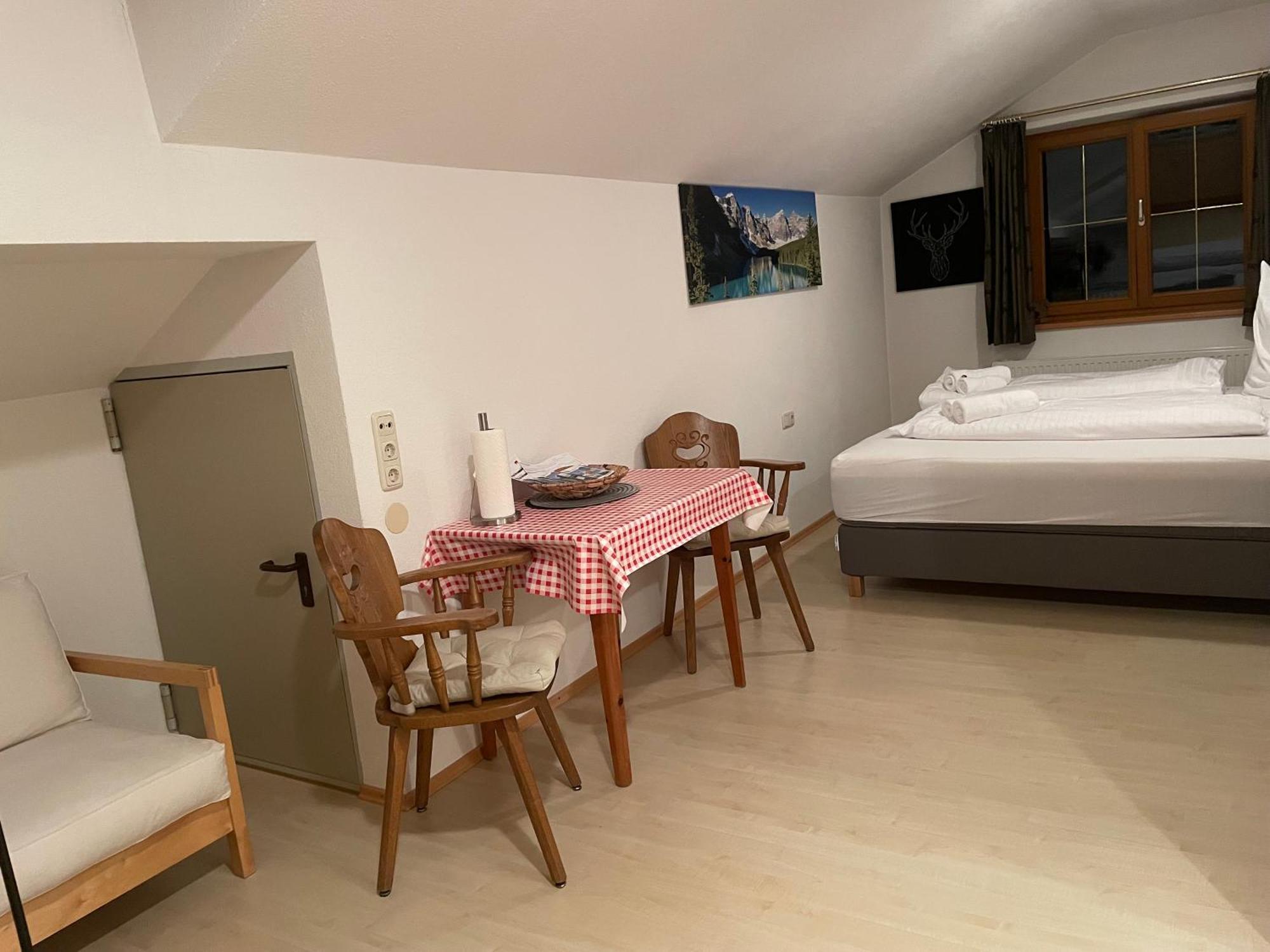 Appartments Krone Bichlbach Oda fotoğraf